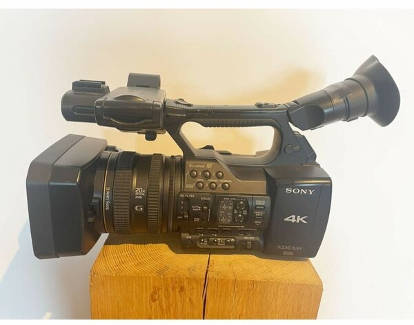 Caméra Sony 4k PXW Z100
