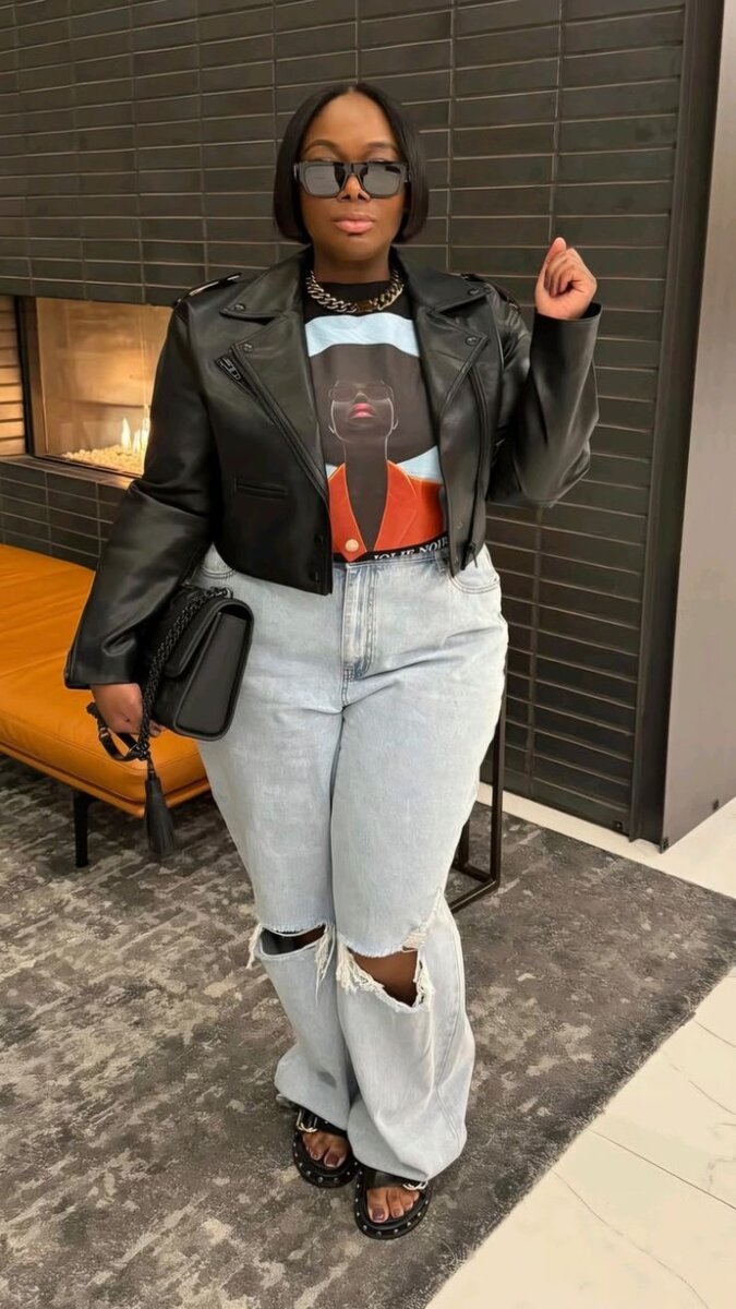 PLUS SIZE BOYFRIENDS JEANS