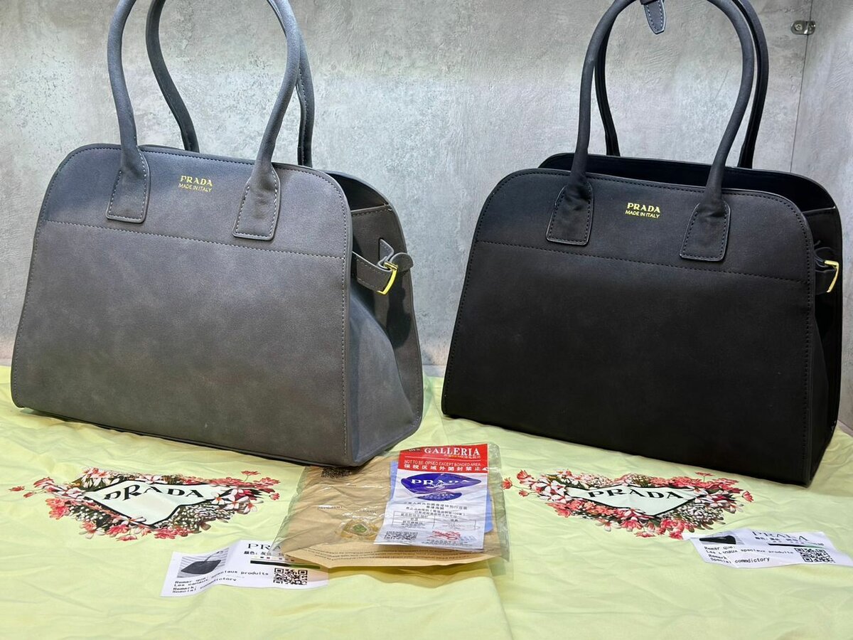 PRADA новинка/ бесплатная доставка