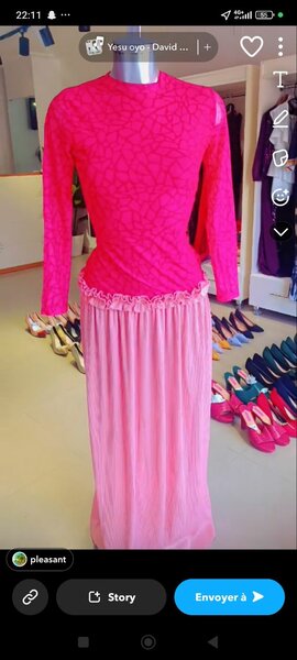 Robe élégante rose flashy