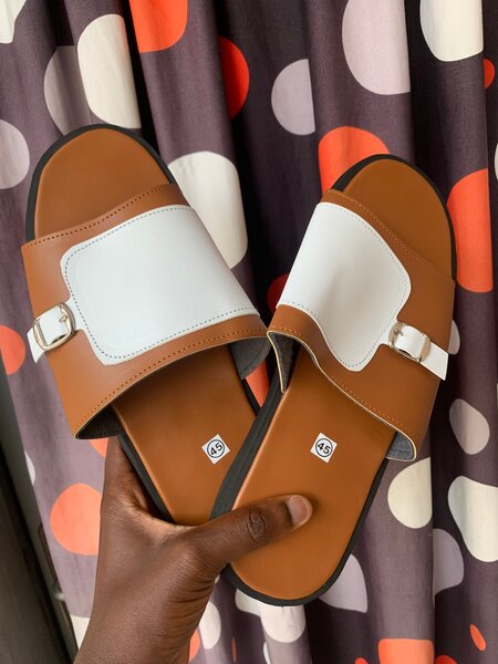 Sandales marron élégantes