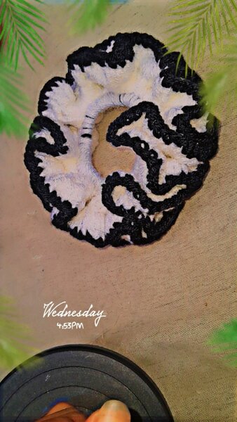 Chouchou élastique crocheté