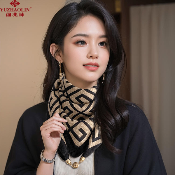 Lightweight fashion scarf