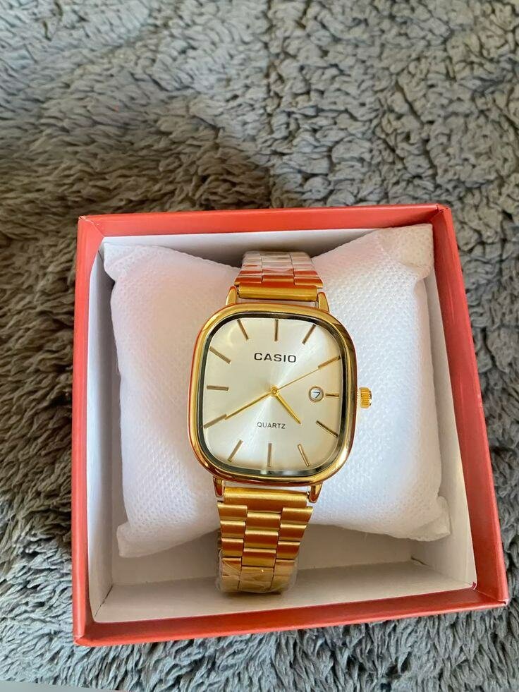 Montre Casio Quartz Dorée