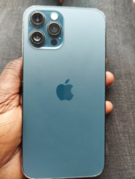 iPhone 12pro max 256giga