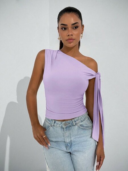 Top asymétrique élégant femme