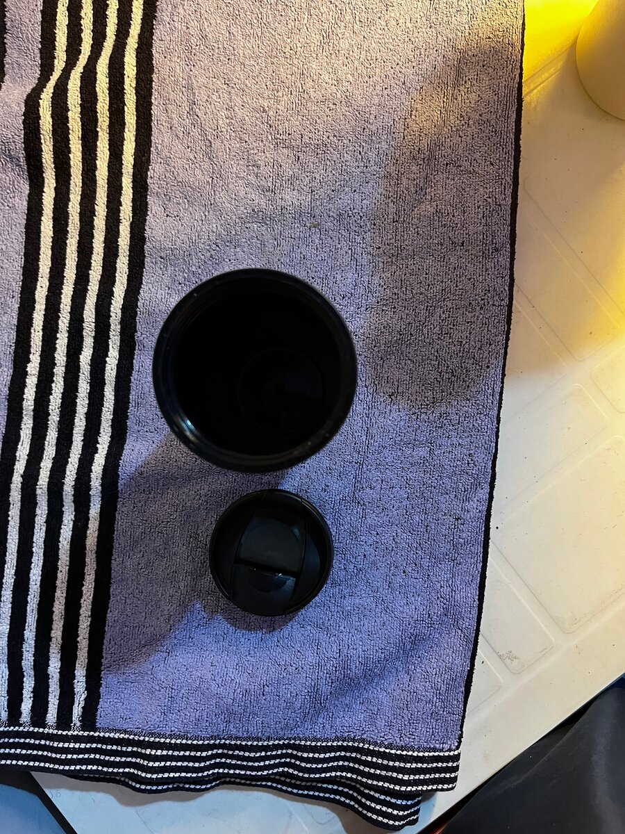 Mug isotherme anti-éclaboussures