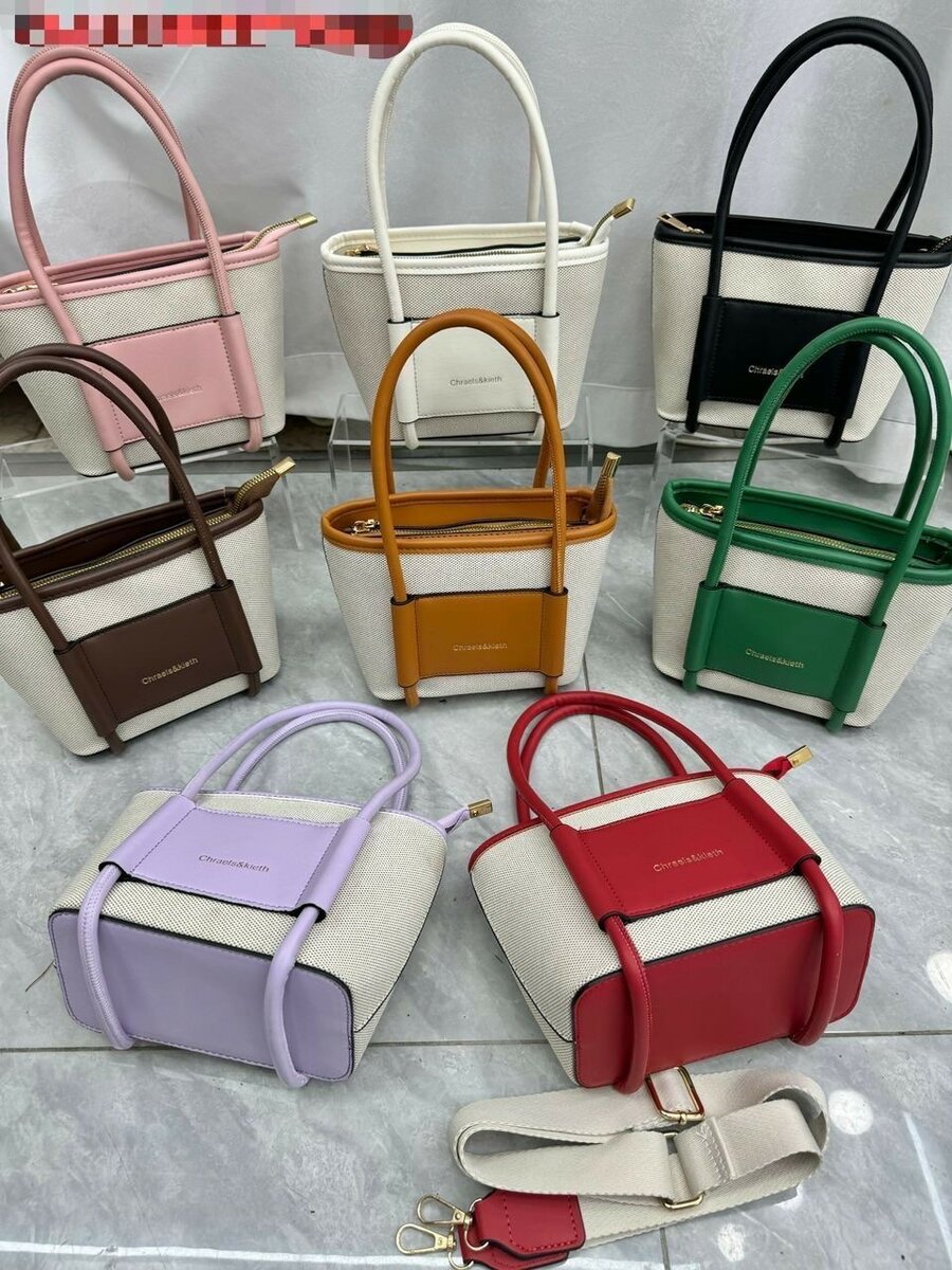 Classic ladies Handheld bags