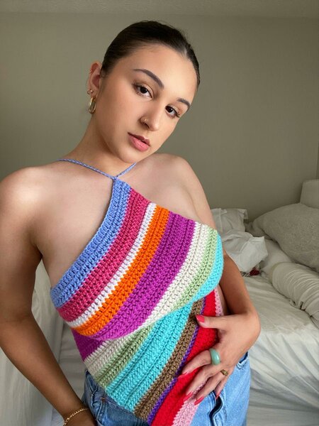 Top dos nu en crochet