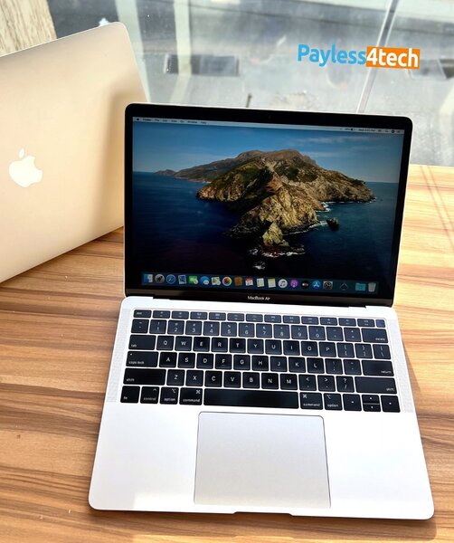 Apple Laptop Core 17