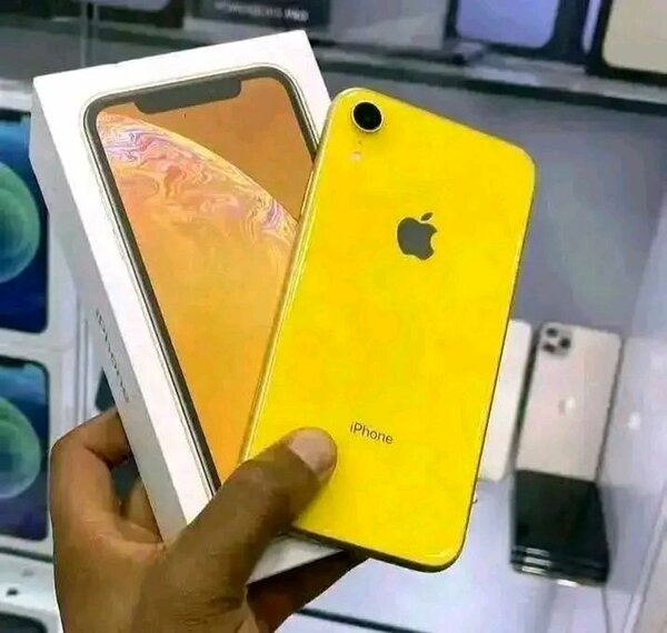 iPhone XR Jaune 64 Go