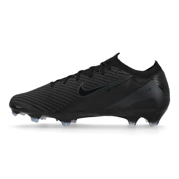 Chaussures de football noirs