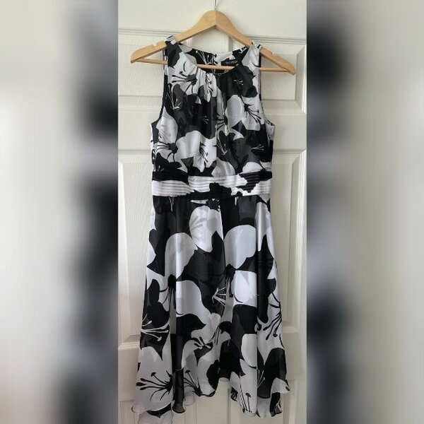 Blaxk & White Cocktail Dress