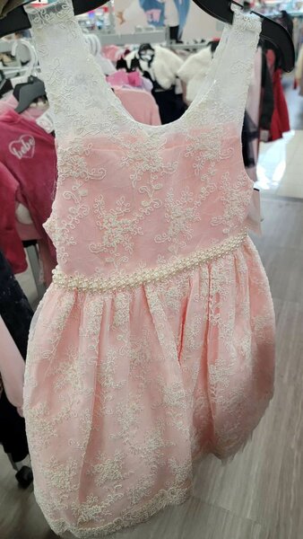Girls dress