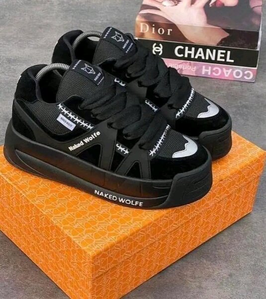 Baskets Naked Wolfe noires