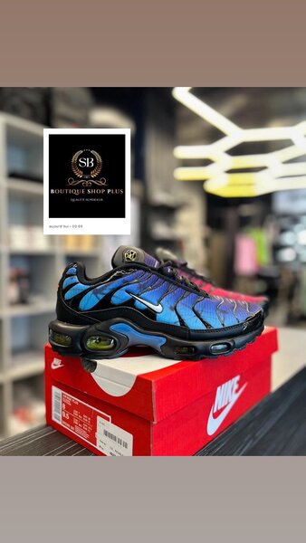 Basket NIKE TN original dans carton