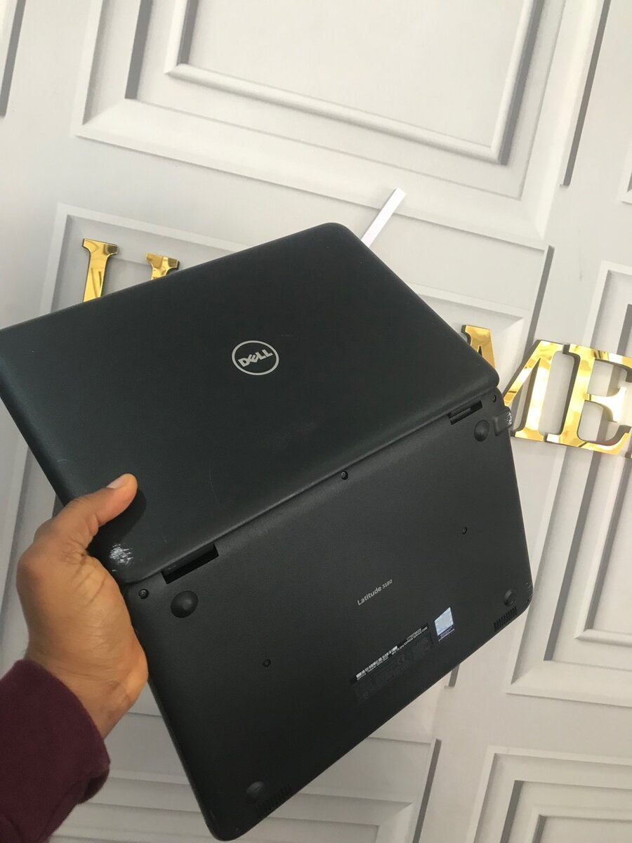 Dell latitude 11 inches intel Celeron