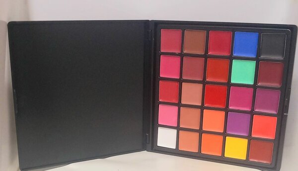 Palette de Rouge à Lèvres KIKO 25 Couleurs