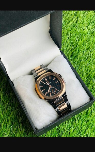 Men's analouge watch