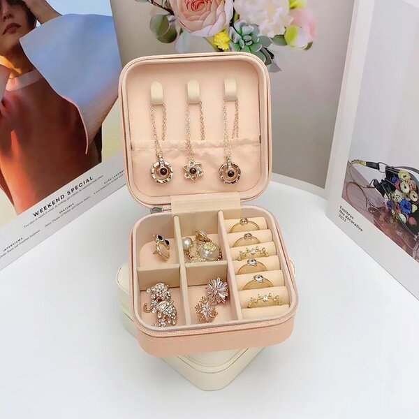 Jewelry organizers storage box