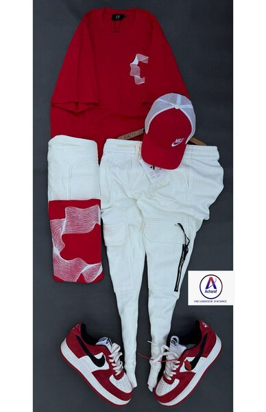 Ensemble de sportswear rouge et blanc
