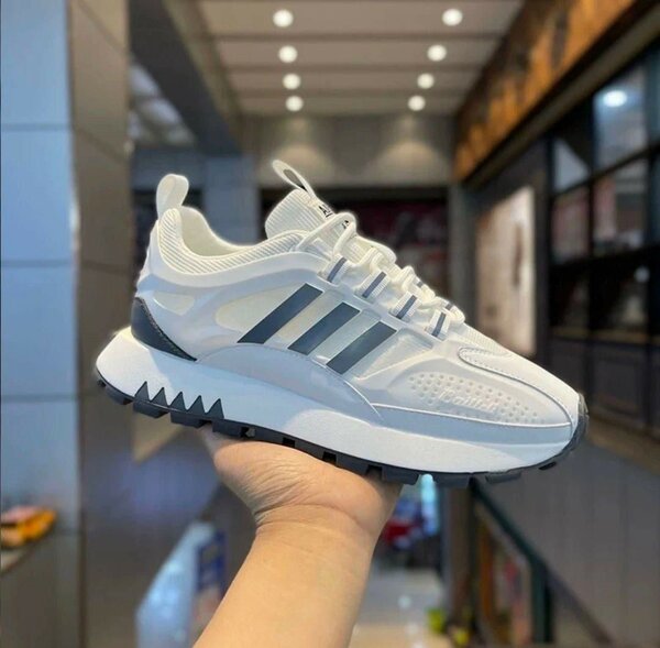 Chaussures de sport légères homme