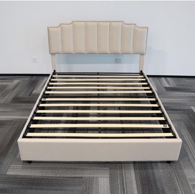 Homgoday Queen Size Upholstered Platform Bed Linen Bed Fram