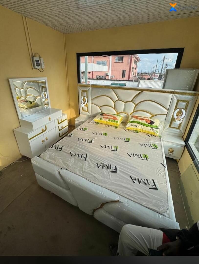 Lit capitonné caviar nouveauté