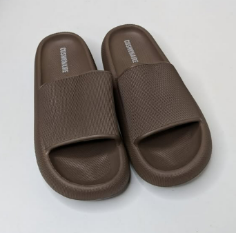 CLOUD CUSHION SLIDES