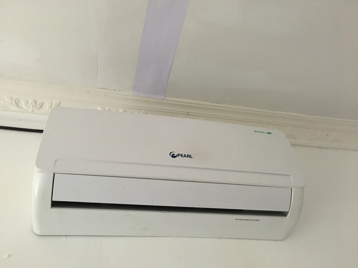 Pearl air condition..1.5hp.slightly used and very neat