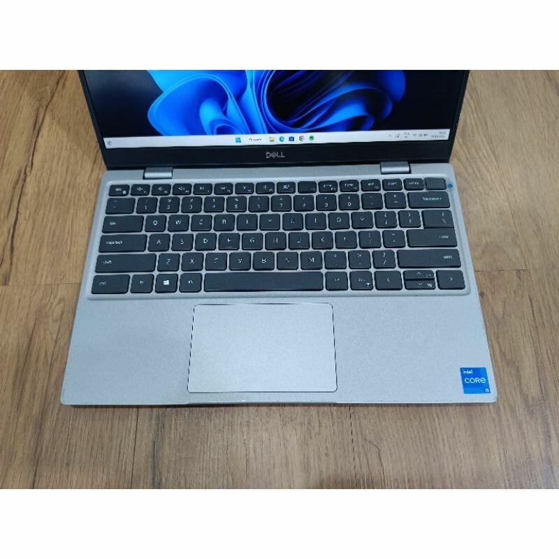 Dell latitude 3320 11th Gen core i5 512GBSSD /8GB ram