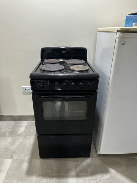 Defy Stove (4 plates + grill)