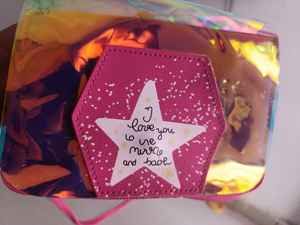 Sac holographique moderne