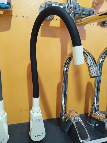 Кухонный смеситель