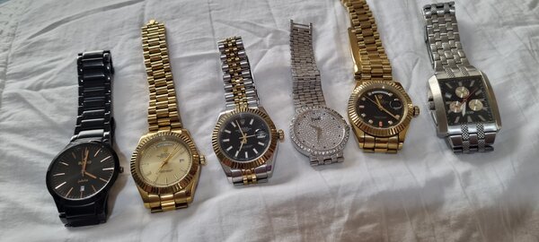 Different brands wrist watches