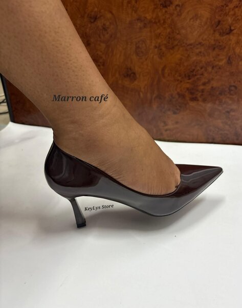 Escarpins élégants en cuir verni