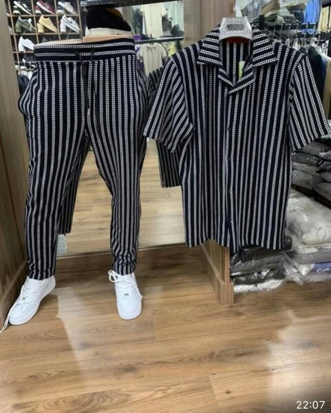 Ensemble rayé élégant