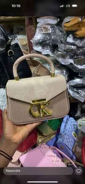 Sac à main élégant femme