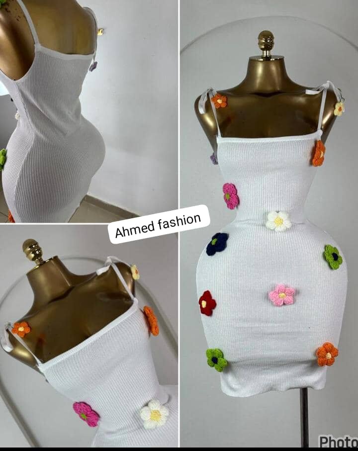 Robe élégante perlée