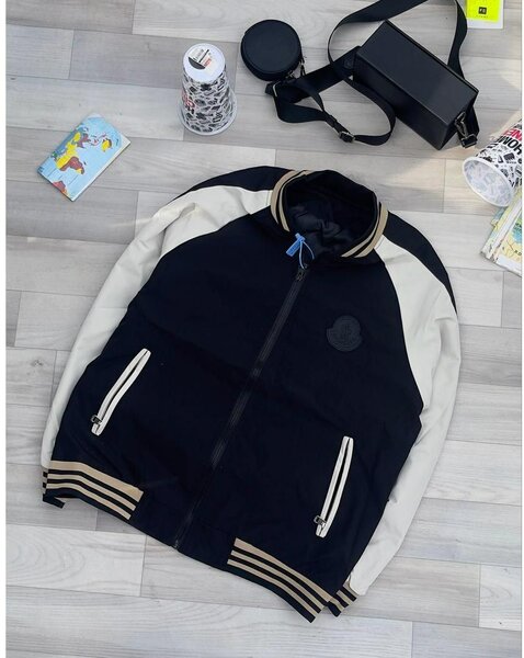 Veste universitaire stylée