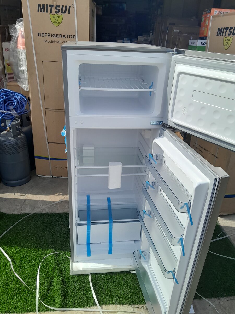 MITSUI DURABLE DOUBLE DOOR FRIDGE 212 LITRES