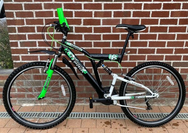 Vélo tout-terrain robuste