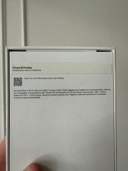 iphone 16 pro max , black titanium