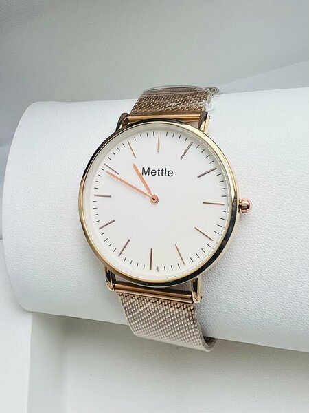 Montre élégante Mettle