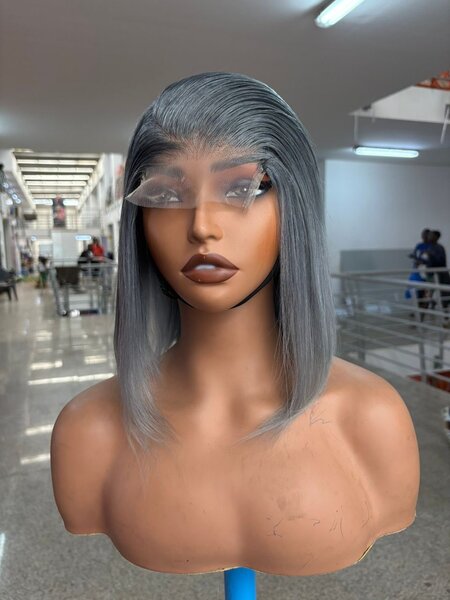 Perruque Lace Front Grise