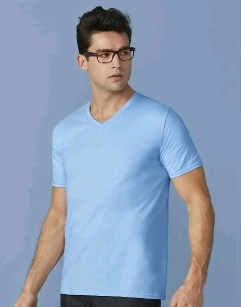 T-shirt bleu colle v pour homm