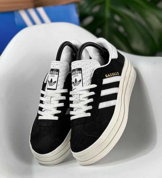 ADIDAS GAZELLE BOLD NOIR (avec le carton)