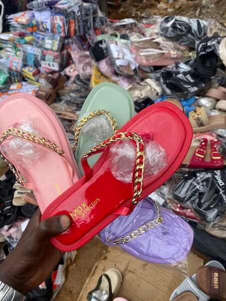 Sandales pour école