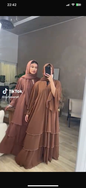 Robe élégante modeste