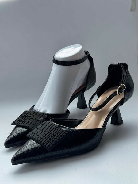 Aaronfary heeled shoe